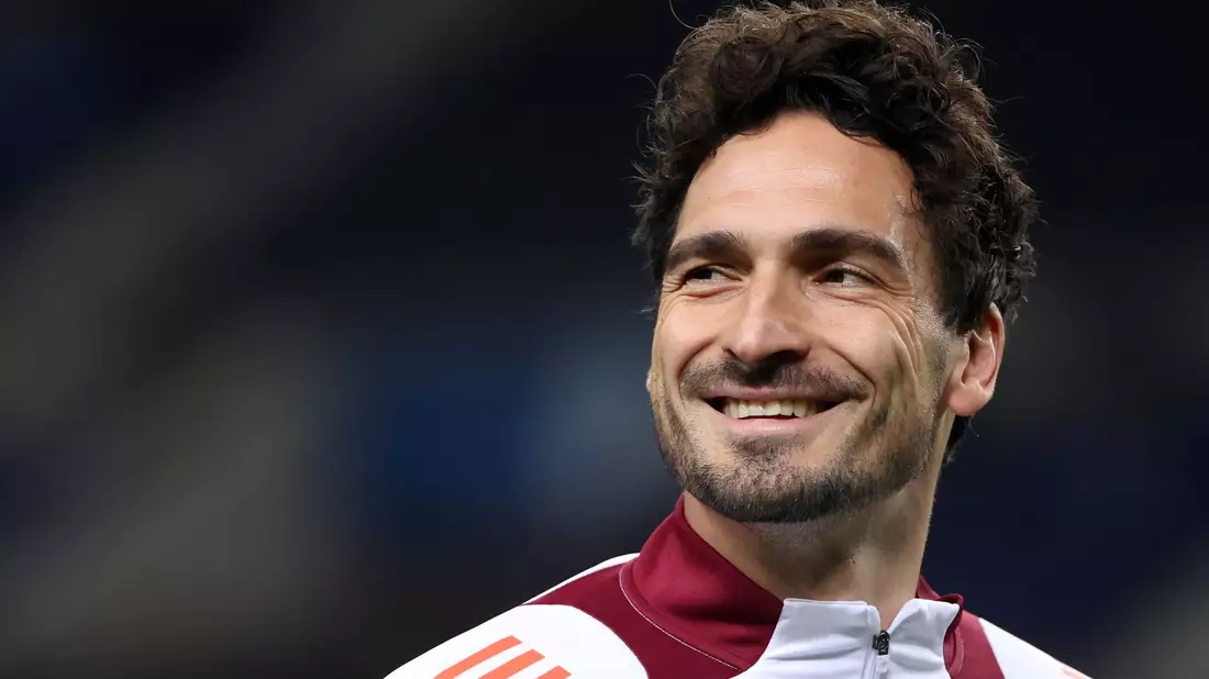Mats Hummels beendet im Sommer seine Karriere. - Bild: Luis Vieira/AP/dpa
