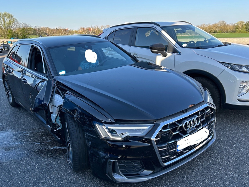 POL-PDLD: BAB 65 / Landau Zentrum - Verkehrsunfall mit hohem Sachschaden - Foto: presseportal.de