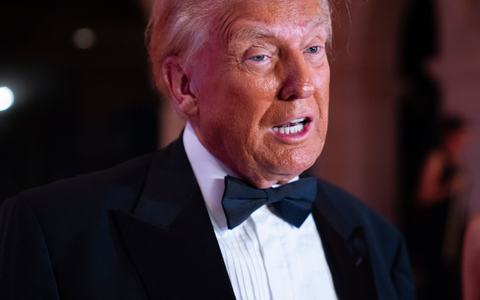 Wer mit dem US-Präsidenten dinieren möchte, kann dies für einen stolzen Preis tun. (Archivbild) - Foto: Evan Vucci/AP/dpa