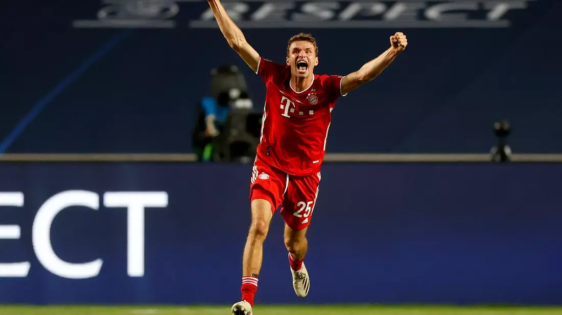 Jubelbilder von Thomas Müller wie hier nach dem Champions-League-Gewinn 2020 symbolisieren seine Bayern-Karriere. - Bild: Matthew Childs/Pool Reuters/AP/dpa