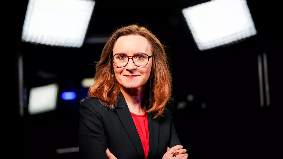 Die Chefin der DB-Güterverkehrstochter Sigrid Nikutta sieht die Transformation des Unternehmens auf Kurs. - Bild: Kay Nietfeld/dpa