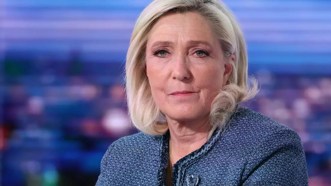 Le Pen möchte alle Rechtsmittel gegen ihre Verurteilung wegen Veruntreuung öffentlicher Gelder ausschöpfen. (Archivbild) - Bild: Thomas Samson/Pool via AP/dpa