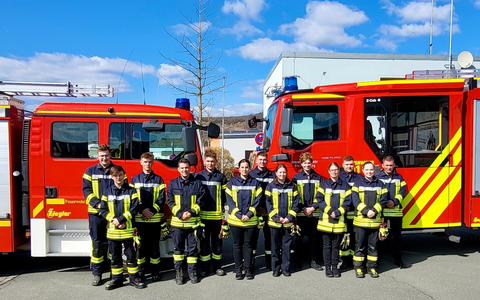 FF Olsberg: Feuerwehr Grundlehrgang erfolgreich absolviert - Foto: presseportal.de