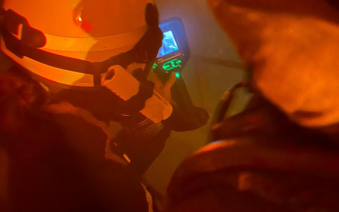 FW-AR: Gemeinsame Übung von Feuerwehr und THW stärkt Zusammenarbeit - Foto: presseportal.de