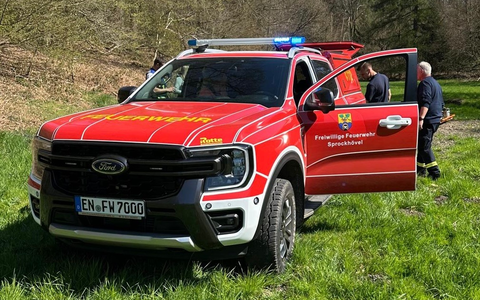 FW-EN: Unfall im Wald - Aufwendige Rettung durch Feuerwehr und Rettungsdienst - Foto: presseportal.de