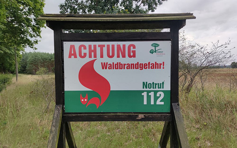 Hinweis auf Waldbrandgefahr (Archiv) - Foto: über dts Nachrichtenagentur