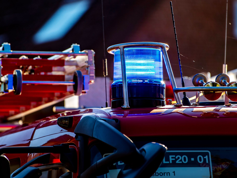Die Polizei hat in Wuppertal drei tote Männer aufgefunden. (Symbolbild) - Foto: David Inderlied/dpa