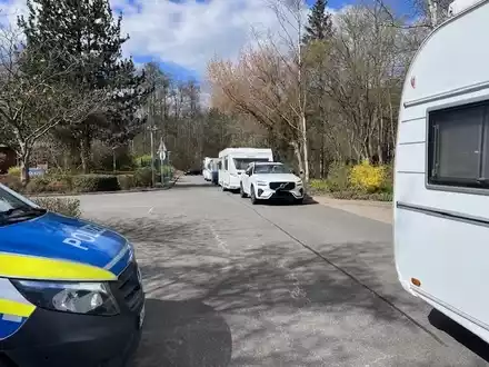 POL-RZ: Wiege- und Präventionskampagne für Wohnmobile und Wohnwagengespanne auf dem Gelände des Polizei- Autobahn- und Bezirksreviers Ratzeburg - Foto: presseportal.de