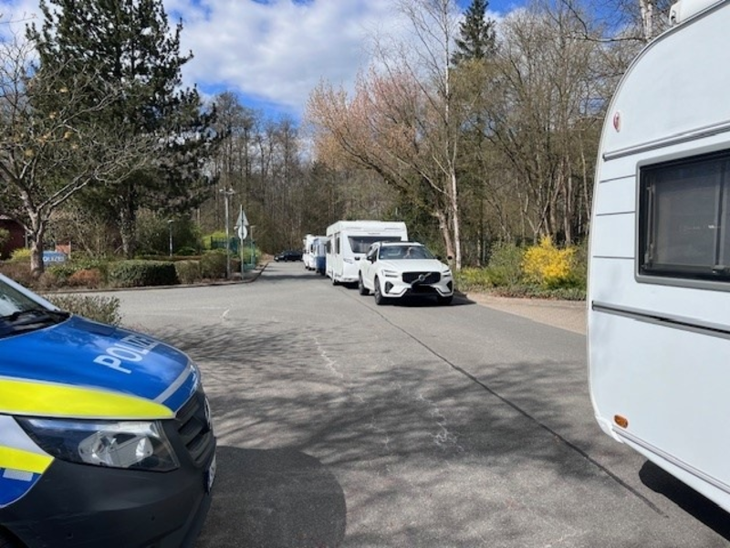 POL-RZ: Wiege- und Präventionskampagne für Wohnmobile und Wohnwagengespanne auf dem Gelände des Polizei- Autobahn- und Bezirksreviers Ratzeburg - Foto: presseportal.de