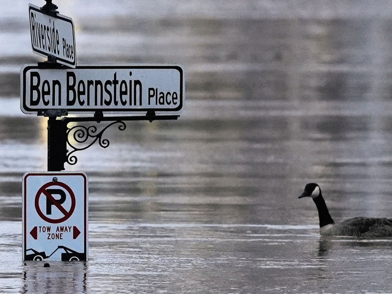 In Kentucky wurde der Notstand ausgerufen. - Foto: Carolyn Kaster/AP/dpa