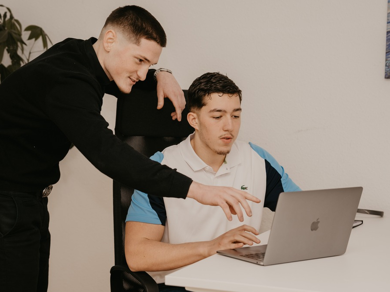 Jonathan Plum von Anfragenfluss: So meistern Handwerksbetriebe den Rückgang der Photovoltaik-Nachfrage - Foto: presseportal.de