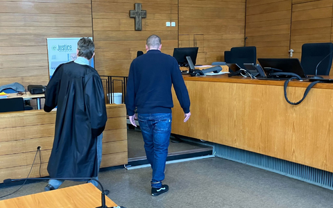 Ein 32-Jähriger soll wegen Totschlags an seinem Vater in der Psychiatrie untergebracht werden. (Archivbild) - Foto: Britta Schultejans/dpa Ein 32-Jähriger soll wegen Totschlags an seinem Vater in der Psychiatrie untergebracht werden. (Archivbild) - Foto: Britta Schultejans/dpa