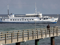 Das Ausflugsschiff «MS Baltica» hat einen Wassereinbruch erlitten und droht zu sinken. (Archivbild) - Foto: Bernd Wüstneck/dpa-Zentralbild/ZB