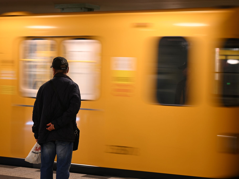 Laut Polizei wurde bei dem Vorfall niemand verletzt. (Symbolbild) - Foto: Niklas Graeber/dpa