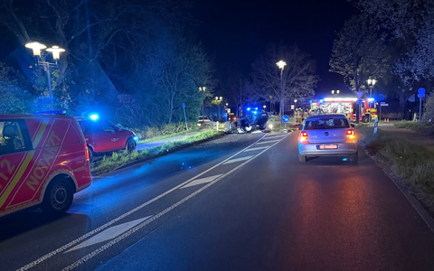 FW Ratingen: Verkehrsunfall, eine schwerverletzte Person - Foto: presseportal.de