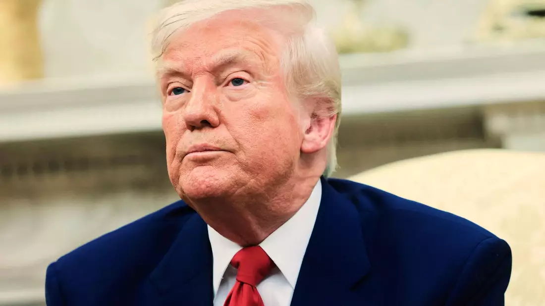 Auch ein Präsident muss zum Arzt  - Bild: -/Pool via AP/dpa