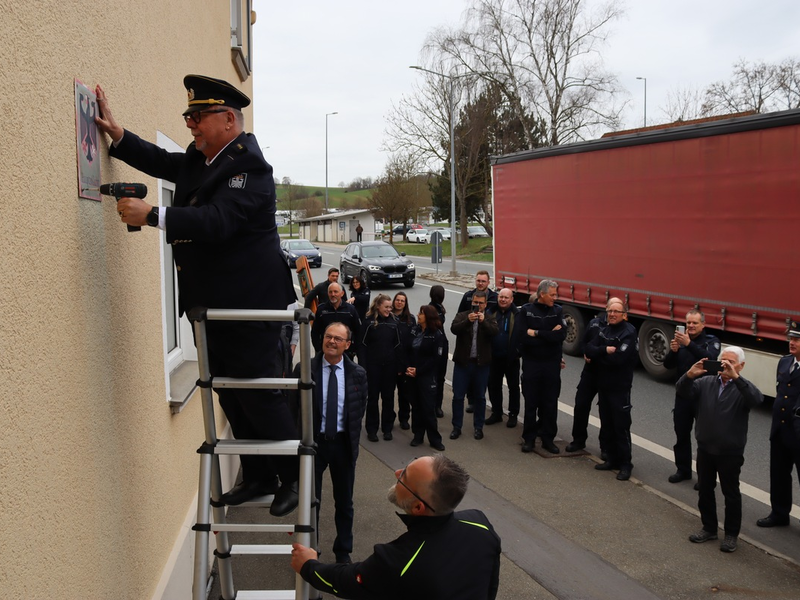 HZA-R: Abschied von einem Stück Geschichte - Zollgebäude in Furth im Wald übergeben - Foto: presseportal.de
