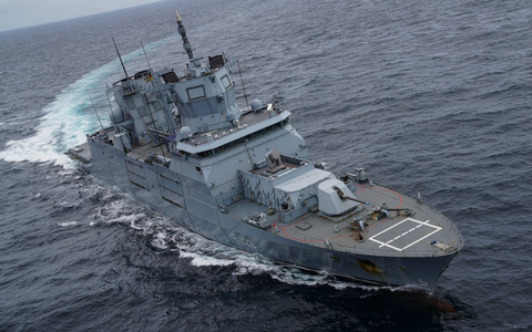 Rückkehr in den Heimathafen nach mehr als 17 Monaten - Foto: presseportal.de