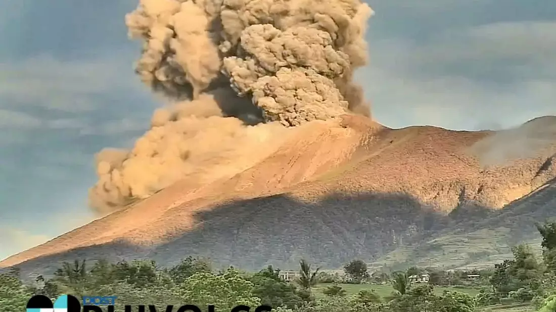 Es war schon der zweite Ausbruch des Vulkans Kanlaon innerhalb von vier Monaten. - Bild: Uncredited/Philippine Institute of Volcanology and Seismology/AP/dpa