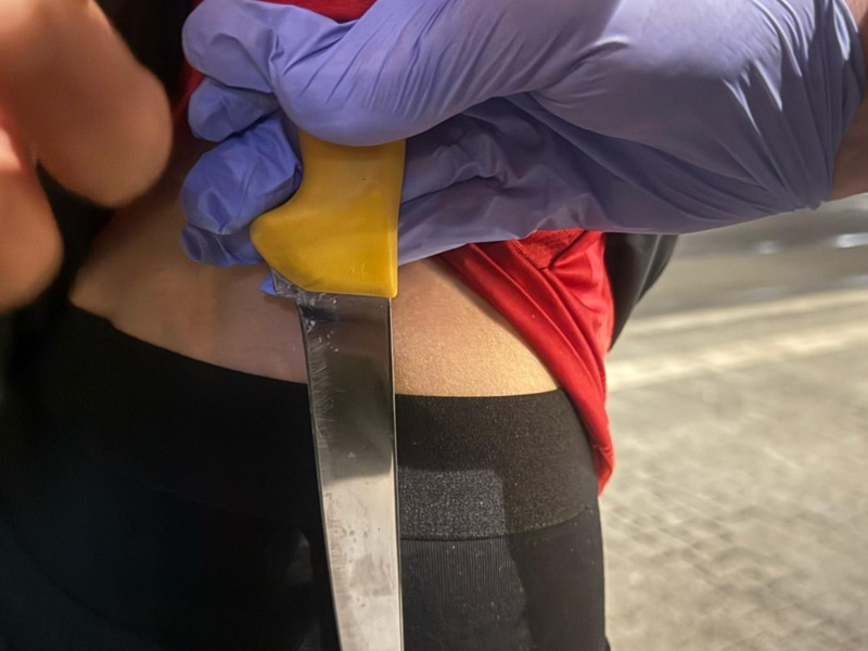 BPOL-HB: Messer mitgeführt und gegen Bewährungsauflagen verstoßen - Bundespolizisten bringen gesuchten Räuber ins Gefängnis - Foto: presseportal.de