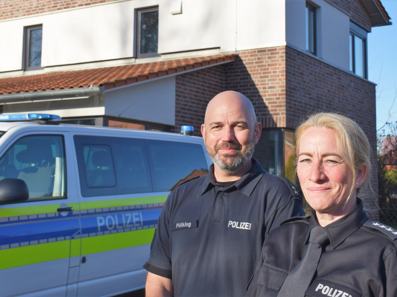 POL-WL: Leitungswechsel bei der Polizeistation Salzhausen: Waltraud Guse übernimmt Führung - Foto: presseportal.de