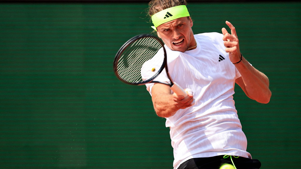 Alexander Zverev verliert in einem Nervenkrimi. - Foto: Valery Hache/AFP/dpa