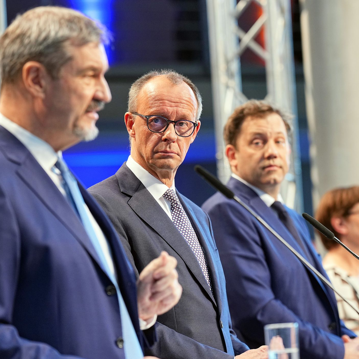 Als einer von vier Parteichefs hat Markus Söder über den Koalitionsausschuss eine gewichtige Position bei der Kursbestimmung der neuen Bundesregierung. (Archivbild) - Foto: Michael Kappeler/dpa