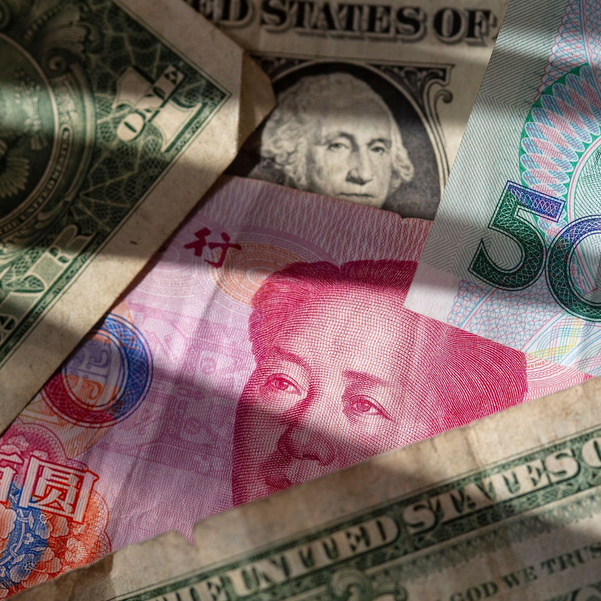 Der Zollkonflikt zwischen den USA und China schaukelt sich weiter hoch. (Archivbild) - Foto: Fernando Gutierrez-Juarez/dpa