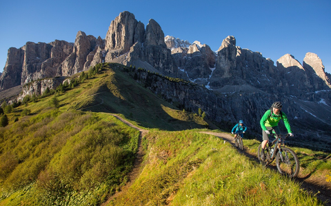 Sommerstart im Val Gardena - rauf aufs Rad und rein ins Abenteuer - Foto: presseportal.de