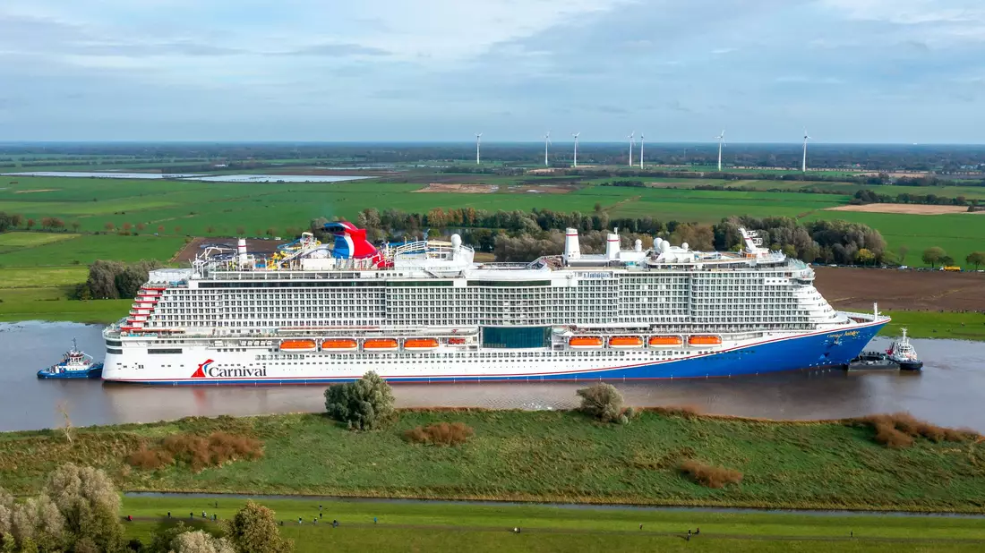 Für die Reederei Carnival Cruise Lines baut die Meyer Werft ein Schwesterschiff zur «Carnival Jubilee». (Archivfoto) - Bild: Sina Schuldt/dpa