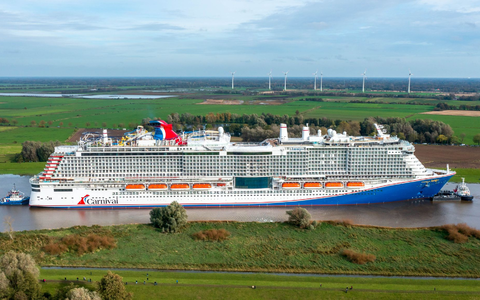 Für die Reederei Carnival Cruise Lines baut die Meyer Werft ein Schwesterschiff zur «Carnival Jubilee». (Archivfoto) - Foto: Sina Schuldt/dpa