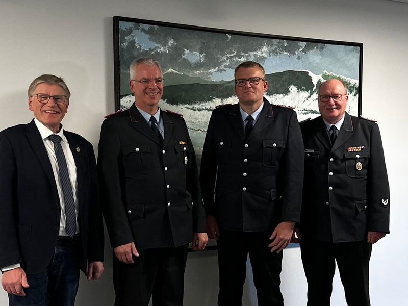 FW-AUR: Neuer Ortsbrandmeister der Feuerwehr Wiesens ernannt - Foto: presseportal.de