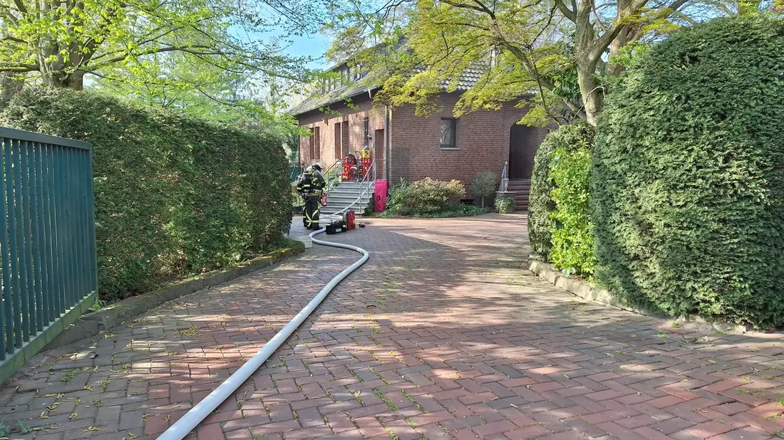 FW Bocholt: Zimmerbrand am Stadtring - Bild: presseportal.de