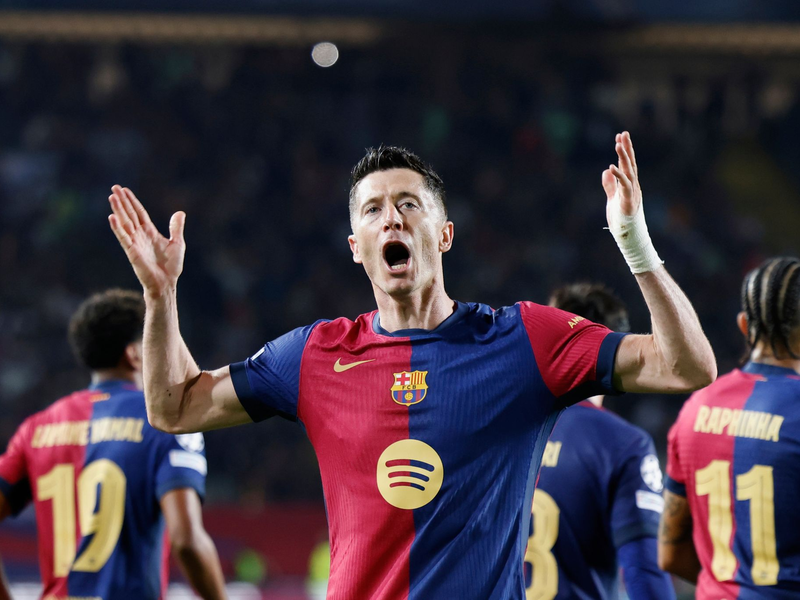 Jamie Gittens erhielt mal wieder eine Chance in der BVB-Startelf - Foto: Joan Monfort/AP/dpa