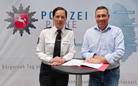 POL-SZ: Pressemitteilung der Polizeiinspektion SZ/PE/WF vom 10.04.2025. - Foto: presseportal.de