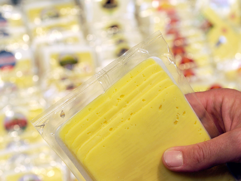 Käse aller Art war bei Verbraucherinnen und Verbrauchern beliebter. (Archivbild) - Foto: picture alliance / dpa