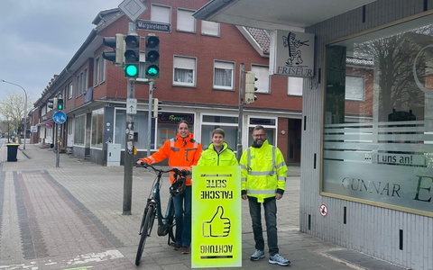 POL-EL: Emsland / Grafschaft Bentheim - Geisterradlersymbole werden erneut aufgebracht (Foto) - Foto: presseportal.de POL-EL: Emsland / Grafschaft Bentheim - Geisterradlersymbole werden erneut aufgebracht (Foto) - Foto: presseportal.de