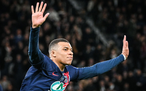 Im Streit um MillionengehĂ€lter fahren die AnwĂ€lte von MbappĂ© schweres GeschĂŒtz gegen PSG auf. - Foto: Matthieu Mirville/ZUMA Press Wire/dpa Im Streit um MillionengehĂ€lter fahren die AnwĂ€lte von MbappĂ© schweres GeschĂŒtz gegen PSG auf. - Foto: Matthieu Mirville/ZUMA Press Wire/dpa