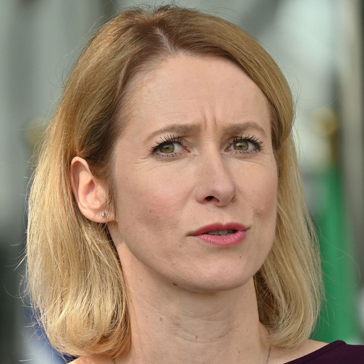 Die EU-Außenbeauftragte Kaja Kallas hält es nicht für ausgeschlossen, dass die EU künftig auch in der Ukraine Soldaten ausbildet. - Foto: Anna Ross/dpa