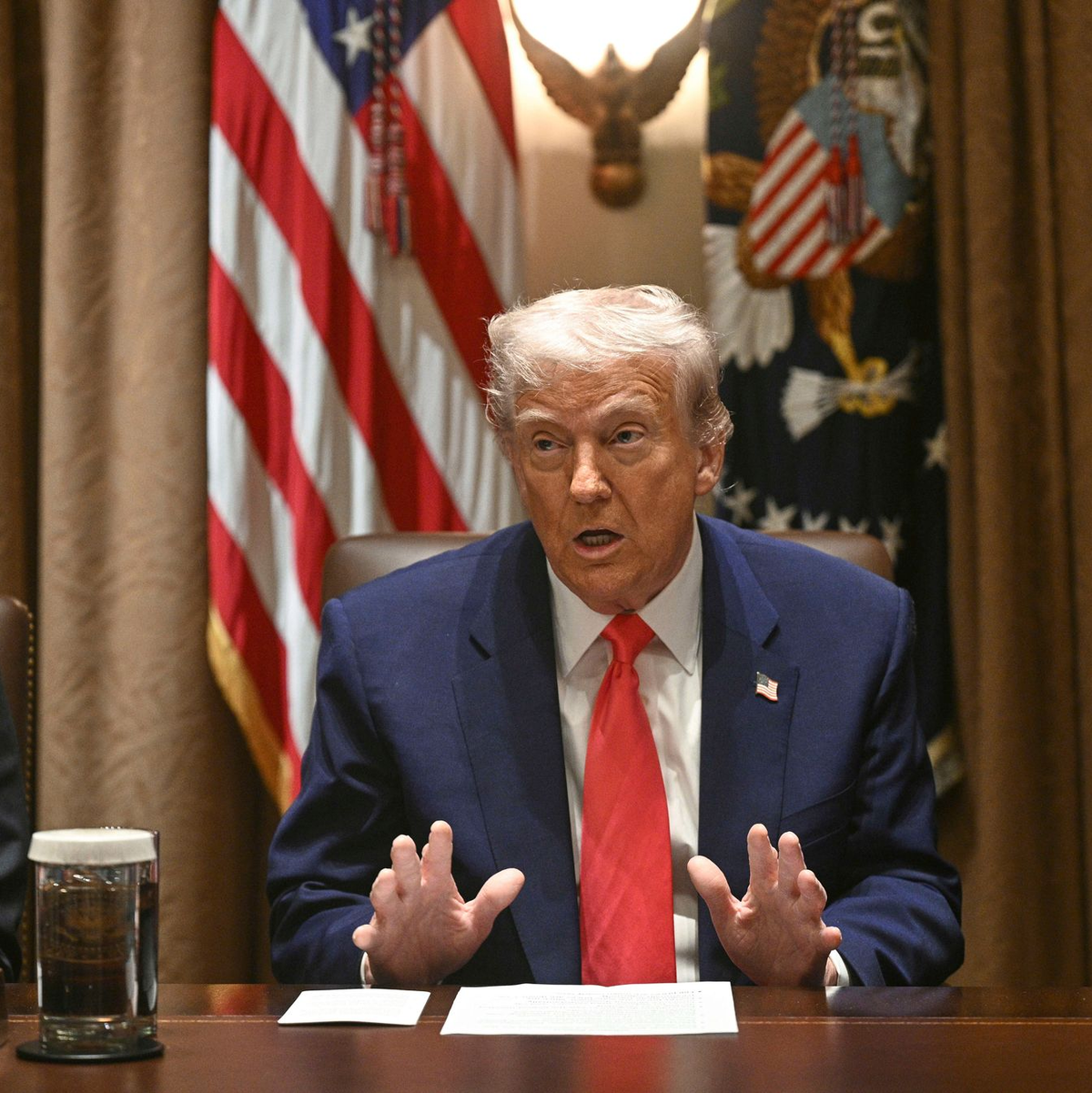 US-Präsident Donald Trump kann den Vorsitzenden der US-Zentralbank nicht einfach absetzen. (Archivbild) - Foto: -/POOL/AP/dpa