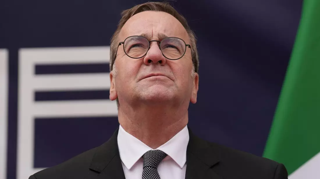 Der geschäftsführende Verteidigungsminister Pistorius gehört zu den wichtigsten Unterstützern der Ukraine. (Archivbild) - Bild: Aurelien Morissard/AP/dpa