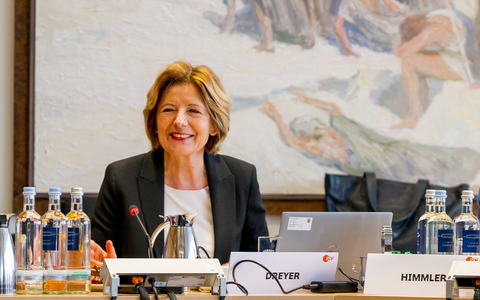 ZDF-Verwaltungsrat veröffentlicht Potenzialanalyse zur künftigen digitalen Infrastruktur des ZDF / Gutachter sehen ZDF als Ermöglicher eines Gegengewichts zu marktdominanten Plattformen - Foto: presseportal.de