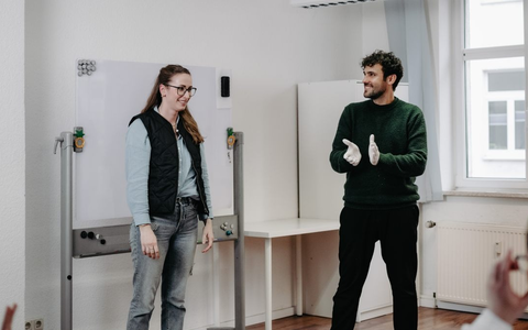 Stuttgart setzt auf Sicherheit: PRIMEROS' Erste-Hilfe-Kurse für betriebliche Ersthelfer - Foto: presseportal.de