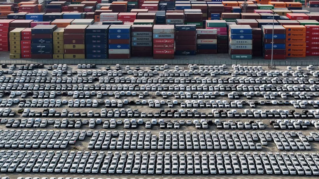 China könnte wegen der Zölle Ausweichmärkte für seine Produkte suchen.  - Bild: Uncredited/CHINATOPIX/AP/dpa