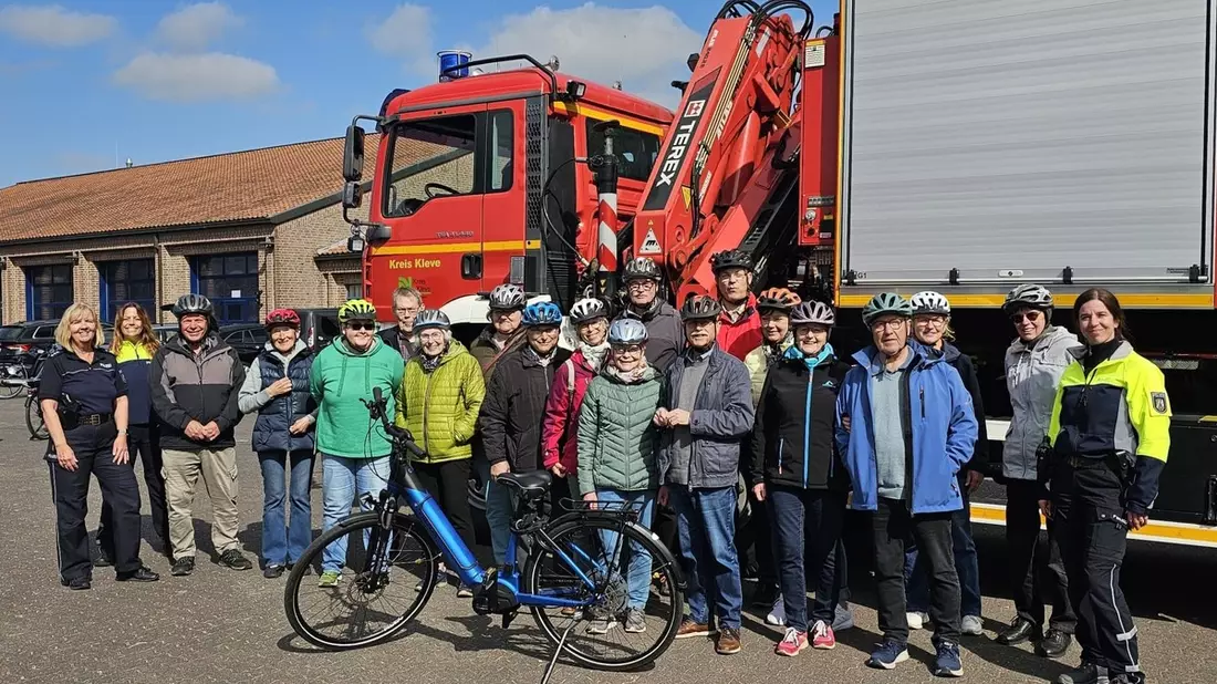 POL-KLE: Kompetenzen stärken und Sicherheit gewinnen: Kreispolizeibehörde Kleve bietet weitere Termine für Pedelec-Trainings an - Bild: presseportal.de