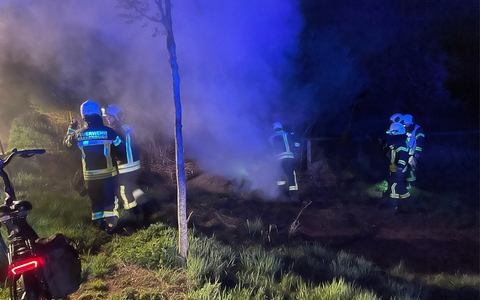 FW Kranenburg: Flächenbrand am Europaradweg - Foto: presseportal.de