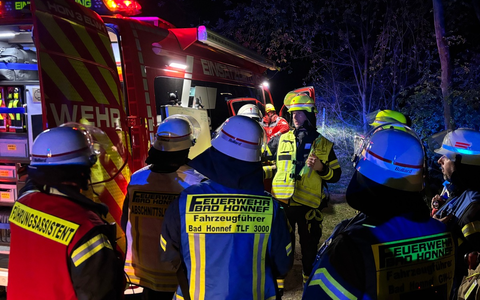 FW Bad Honnef: Zweimaliger Chlorgasalarm auf der Insel Grafenwerth - Foto: presseportal.de