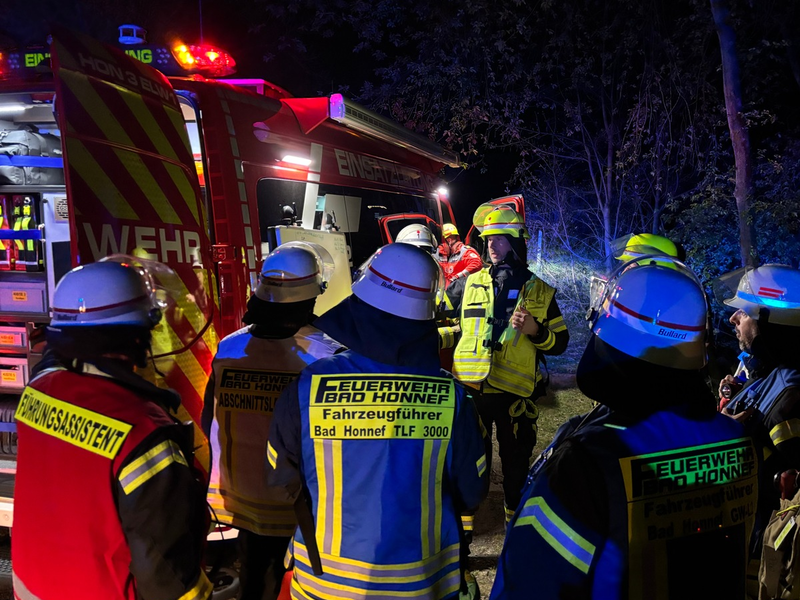 FW Bad Honnef: Zweimaliger Chlorgasalarm auf der Insel Grafenwerth - Foto: presseportal.de