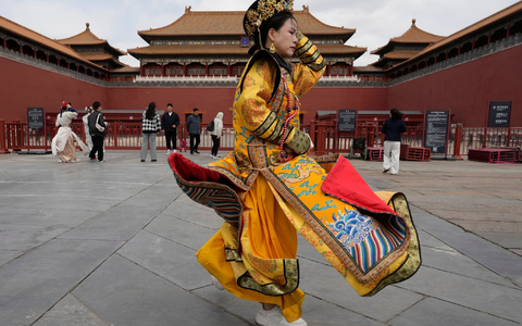 Peking schloss wegen eines Sturms auch die berühmte Verbotene Stadt.   - Foto: Ng Han Guan/AP/dpa