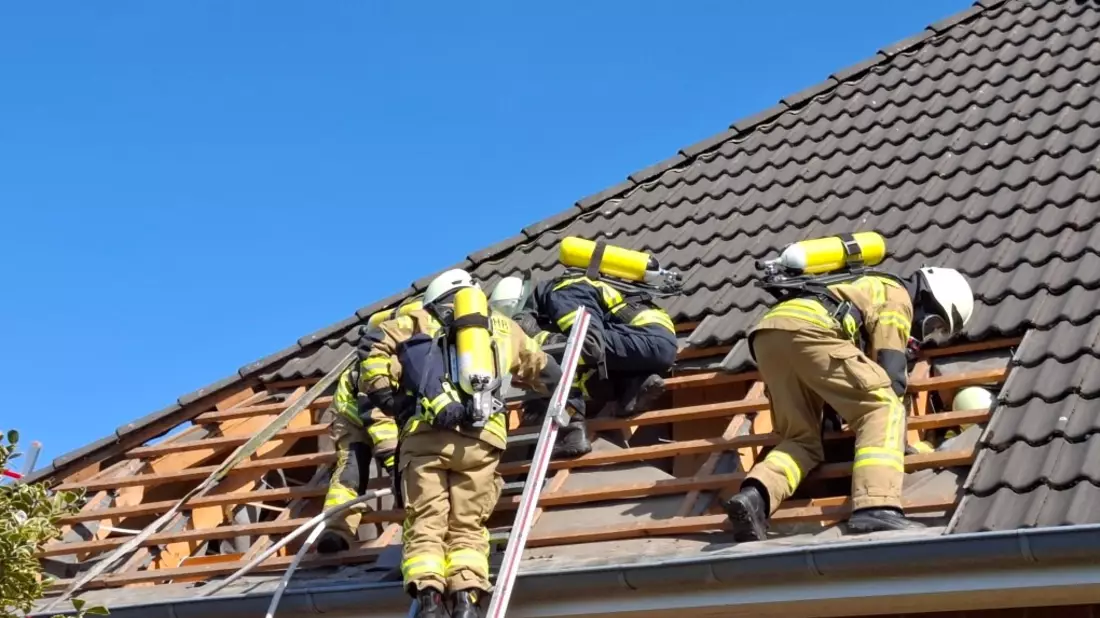 POL-CUX: Schwelbrand an einem Einfamilienhaus in Loxstedt - Bild: presseportal.de